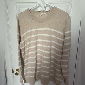 Gap sweater size xxl, worn once like new condition